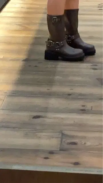 AZUL 브라운 버클 롱 부츠