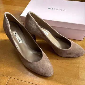 DIANA 베이지 스웨이드 하이힐 펌프스