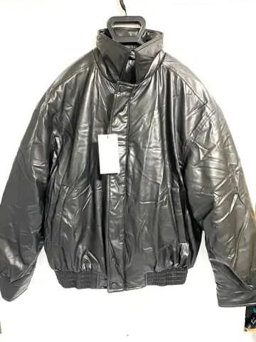 재고 세일 ZARA 미사용 블랙 레더 봄버 자켓 M 사이즈