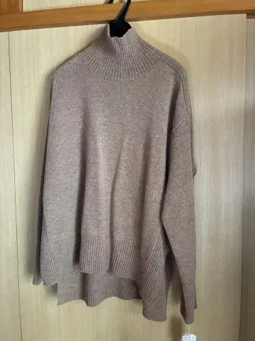 [새상품] Souer7 멜란지 베이지 터틀넥 니트 야마다야