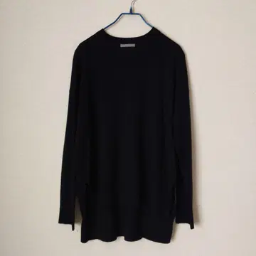 띠어리 루스 울 얇은 소재 니트 (네이비)