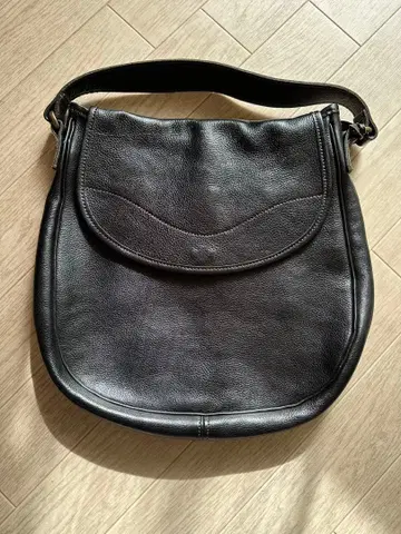 LISETTE 리제타 가죽 숄더백