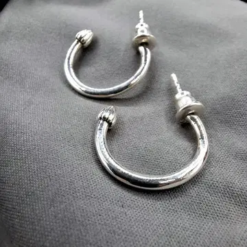 실버 후프 귀걸이 중형