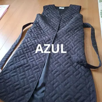 AZUL 블랙 퀼팅 자켓 슬리브리스 롱 기장