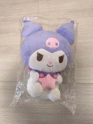 산리오 캐릭터즈 캐릭터 대상 제일복권 쿠로미 봉제 인형