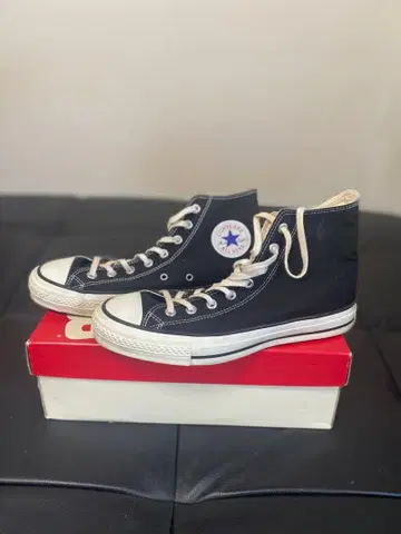 CONVERSE ALL STAR 블랙 하이컷 스니커즈
