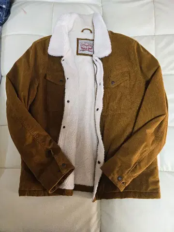 브라운 코듀로이 자켓 보아 안감 부착