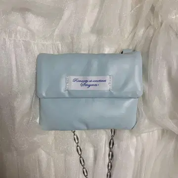smyeon 스미 체인 컴팩트 립 파우치 블루