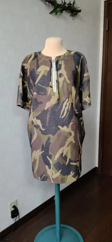 near.nippon 반팔 튜닉 지퍼 달린 F