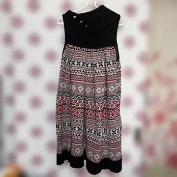 질스튜어트 기하학 패턴 슬리브리스 원피스