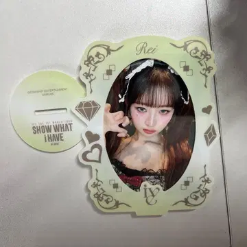 ive 레이 트레이딩 카드 스탠드
