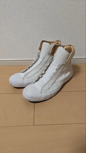 레어 컨버스 하이컷 스니커즈 화이트