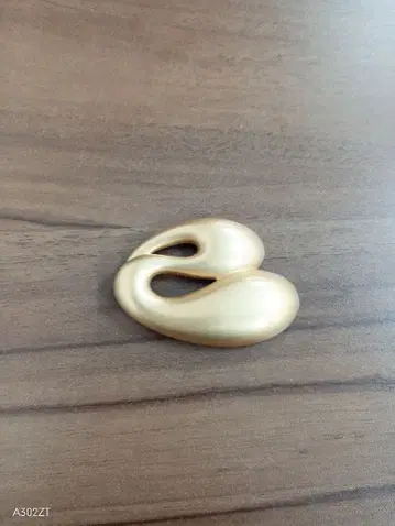 새상품급 Laura Biagiotti 골드 액세서리 목걸이 탑