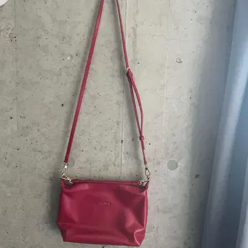 FURLA 레드 가죽 숄더백