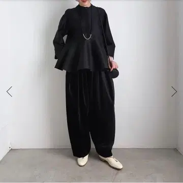 TENNE HANDCRAFTED MODERN 벨벳 팬츠 네이비