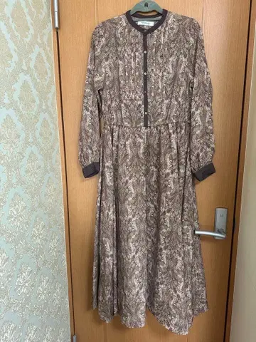 어반 리서치 롱 원피스