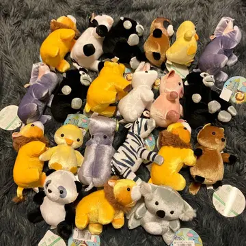 동물 디자인의 소형 봉제 인형 21개 세트