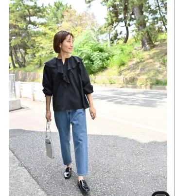 OURHOME 코다와리 실루엣 데님 팬츠 라이트 블루