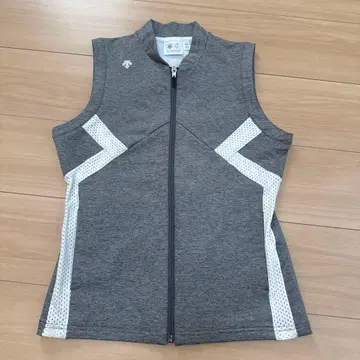 데상트 골프 블레스웨어 저지 베스트 M