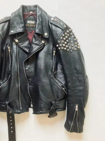 찡 장식 재킷_스터드 라이더스