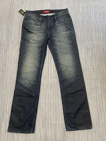 GUESS 다크 블루 스트레이트 청바지