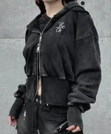 KsG 워시드 로고 지퍼 후드티