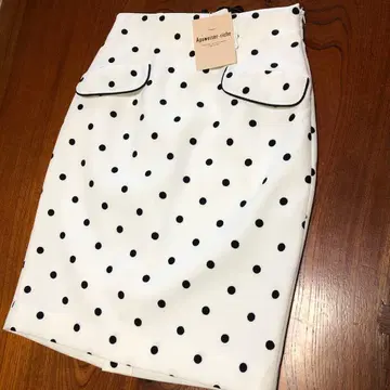 화이트 블랙 도트 타이트 스커트 M