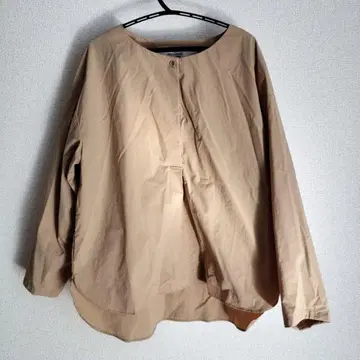 DANSKIN 베이지 긴팔 셔츠 사이즈 2