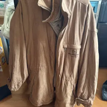 PIASPORTS 베이지 자켓