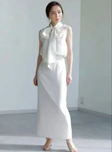 anuans 백 새틴 타이트 스커트