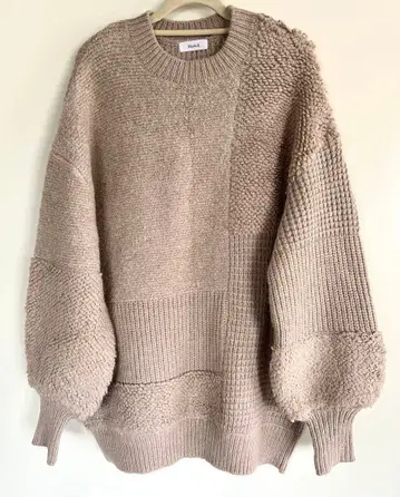 Darich 베이지 크루넥 니트 스웨터