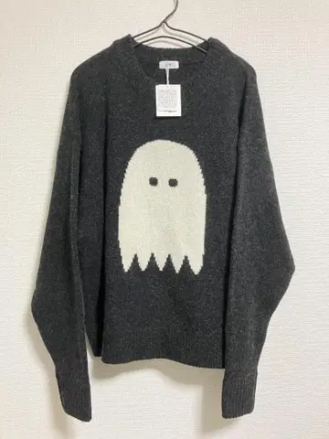 고스트 모티브 다크 그레이 니트 스웨터