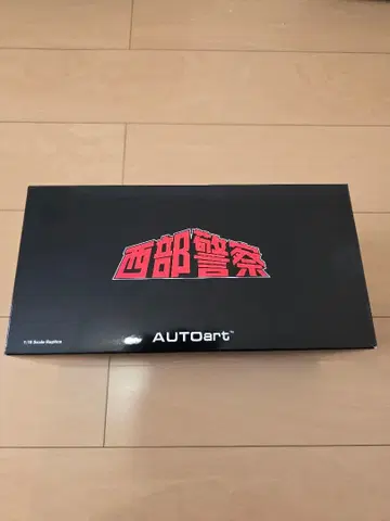 1/18 서부경찰 스카이라인 RS-1 오토아트