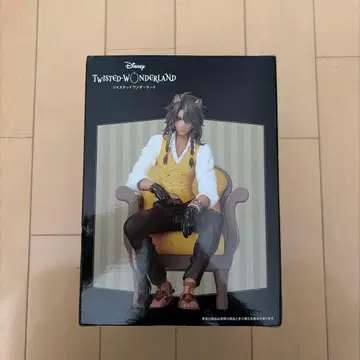 트위스테 레오나 킹스칼라 피규어