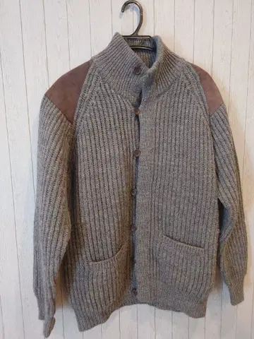 AIGLE 그레이 계열 리브 가디건 L 스웨이드 어깨 엘보 배치 포함