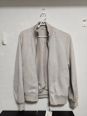 베이지 스웨이드풍 집업 자켓