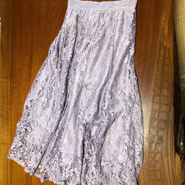 라벤더 레이스 플레어 스커트