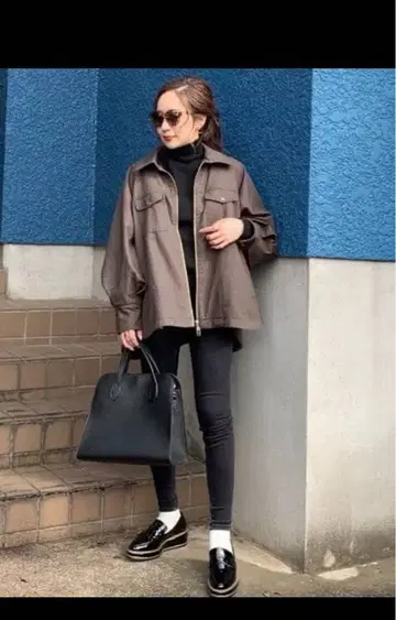 Emma Taylor 밀리터리 자켓