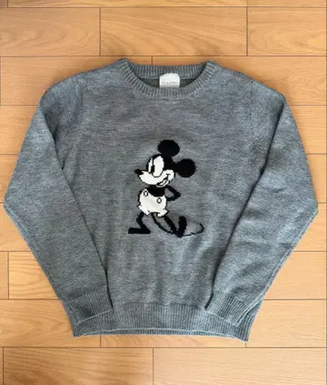 미키마우스 구제 긴팔 스웨터