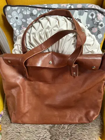 브라운 가죽 토트백