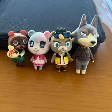 동물의 숲 미니 피규어 4개 세트