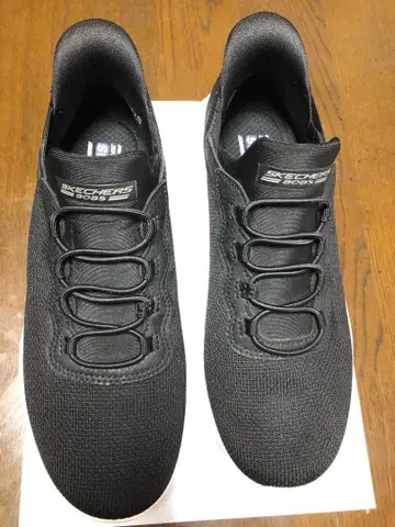 스케쳐스 핸즈프리 스니커즈