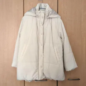 지역 한정 에어 써멀 코트 스튜디오 클립