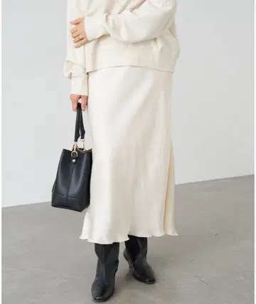 [ 새상품 ] IENA 새틴 바이어스 머메이드 스커트 화이트 34