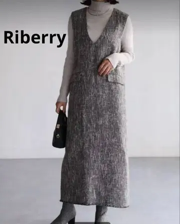 새상품급 Riberry 살로펫 스커트 블랙 트위드 오버롤 스커트