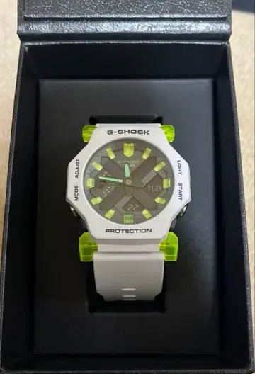 G-SHOCK Virtual mix 시리즈 / GA-2300MW-8AJF