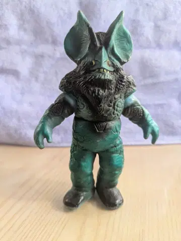 이카루스 외계인 소프트 비닐 츠부라야 프로덕션 약 16cm