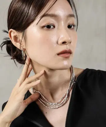 en CAnAF 스퀘어 비즈 롱 목걸이 실버