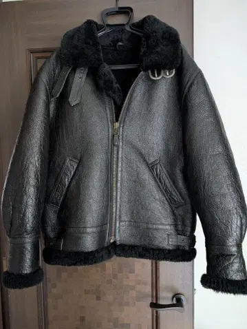 [ 새상품급 ] B-3 플라이트 자켓 리얼 무스탕 가죽 자켓 블랙