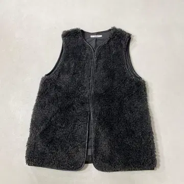 저널 스탠다드 레리움 컬리 인조 모피 베스트